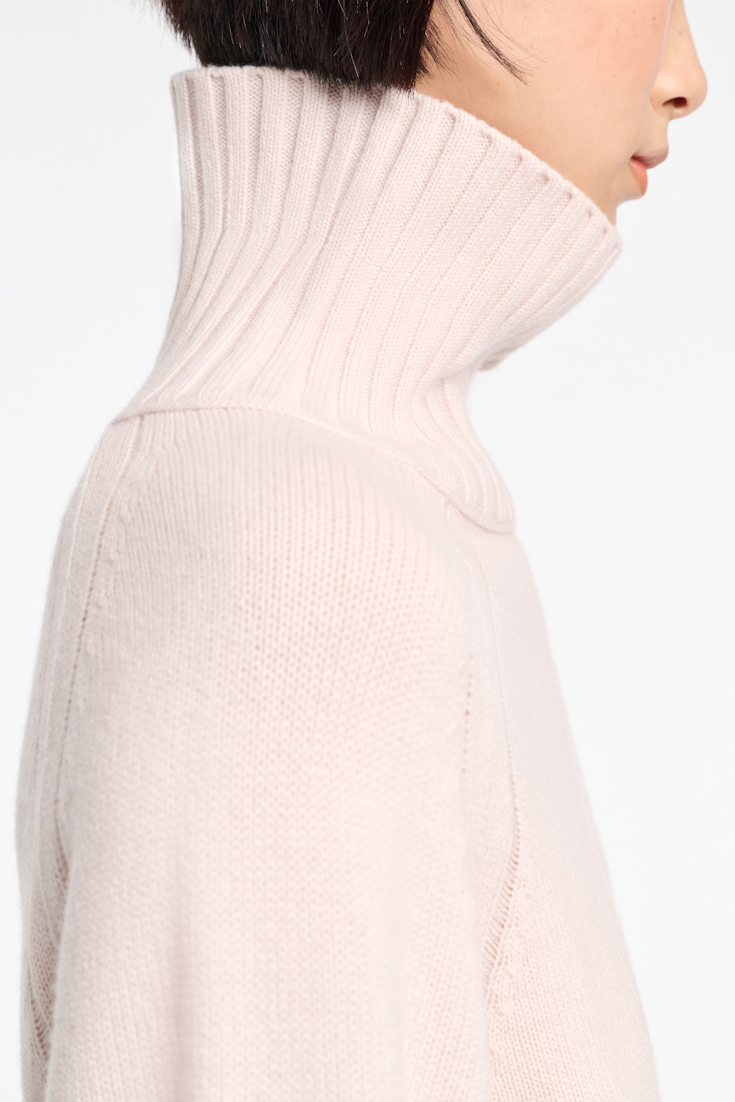 Dorothee Schumacher Turtleneck pullover in Merino-cashmere medium creme