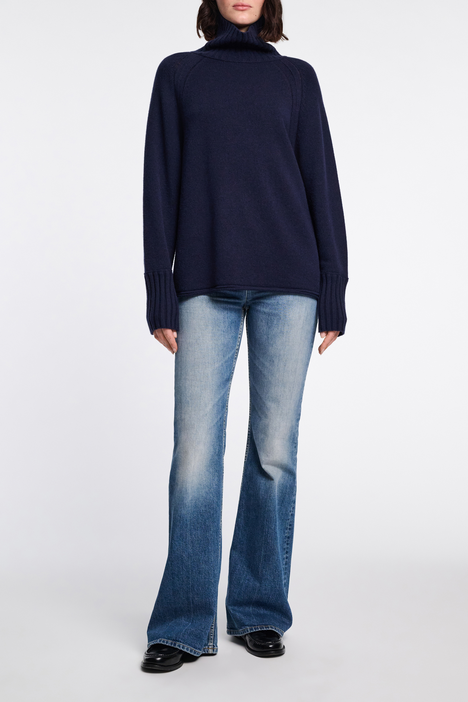 Dorothee Schumacher Turtleneck pullover in Merino-cashmere true navy