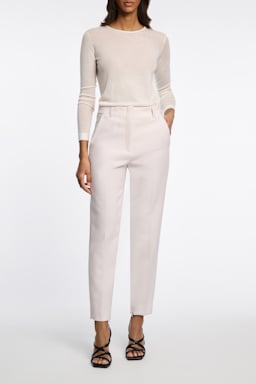 Dorothee Schumacher Rundhalspullover aus Kaschmir camellia white