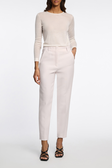 Dorothee Schumacher Round neck sweater in pure cashmere camellia white