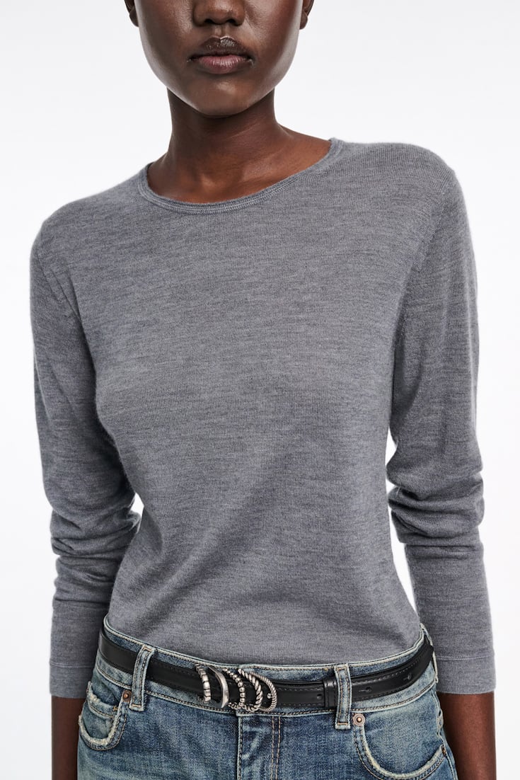 Dorothee Schumacher Round neck sweater in pure cashmere basalt grey