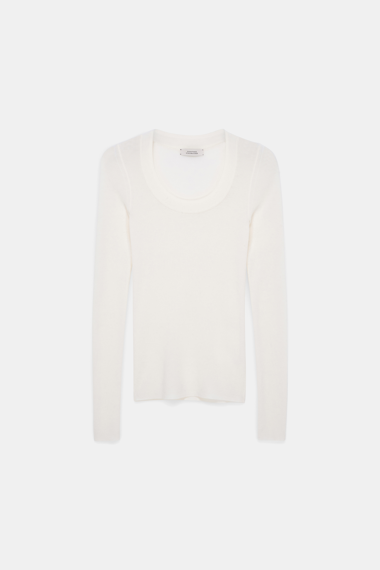 Dorothee Schumacher Pullover with deep scoop neckline camellia white
