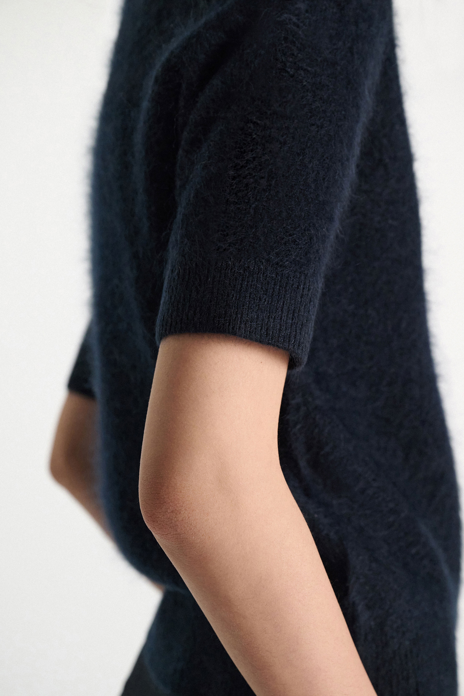 Dorothee Schumacher Fluffy Halbarm-Pullover aus Merino und Kaschmir dark navy