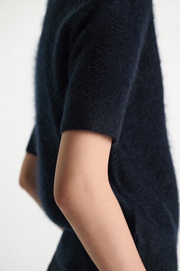 Dorothee Schumacher Fluffy Halbarm-Pullover aus Merino und Kaschmir dark navy