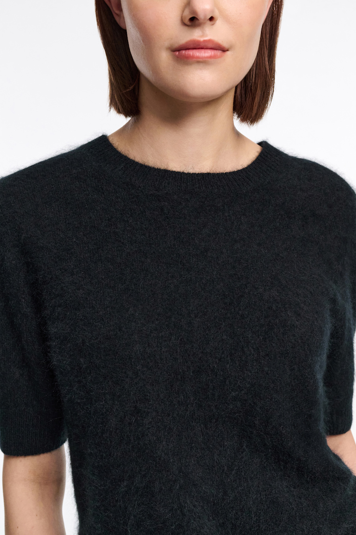 Dorothee Schumacher Merino-cashmere half-sleeve pullover pure black