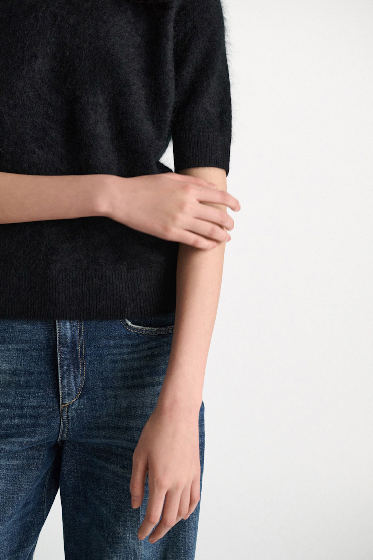 Dorothee Schumacher Fluffy Halbarm-Pullover aus Merino und Kaschmir pure black