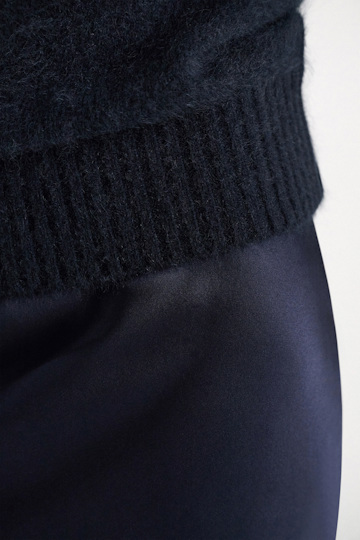 Dorothee Schumacher Fluffy Pullover aus Merino und Kaschmir dark navy