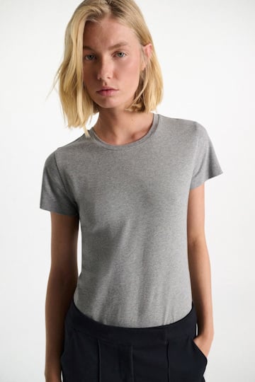 Dorothee Schumacher T-Shirt mit Rundhalsausschnitt grey melange