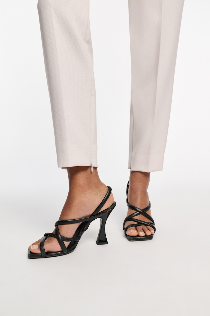 Dorothee Schumacher Tailored cigarette pants pearl sand