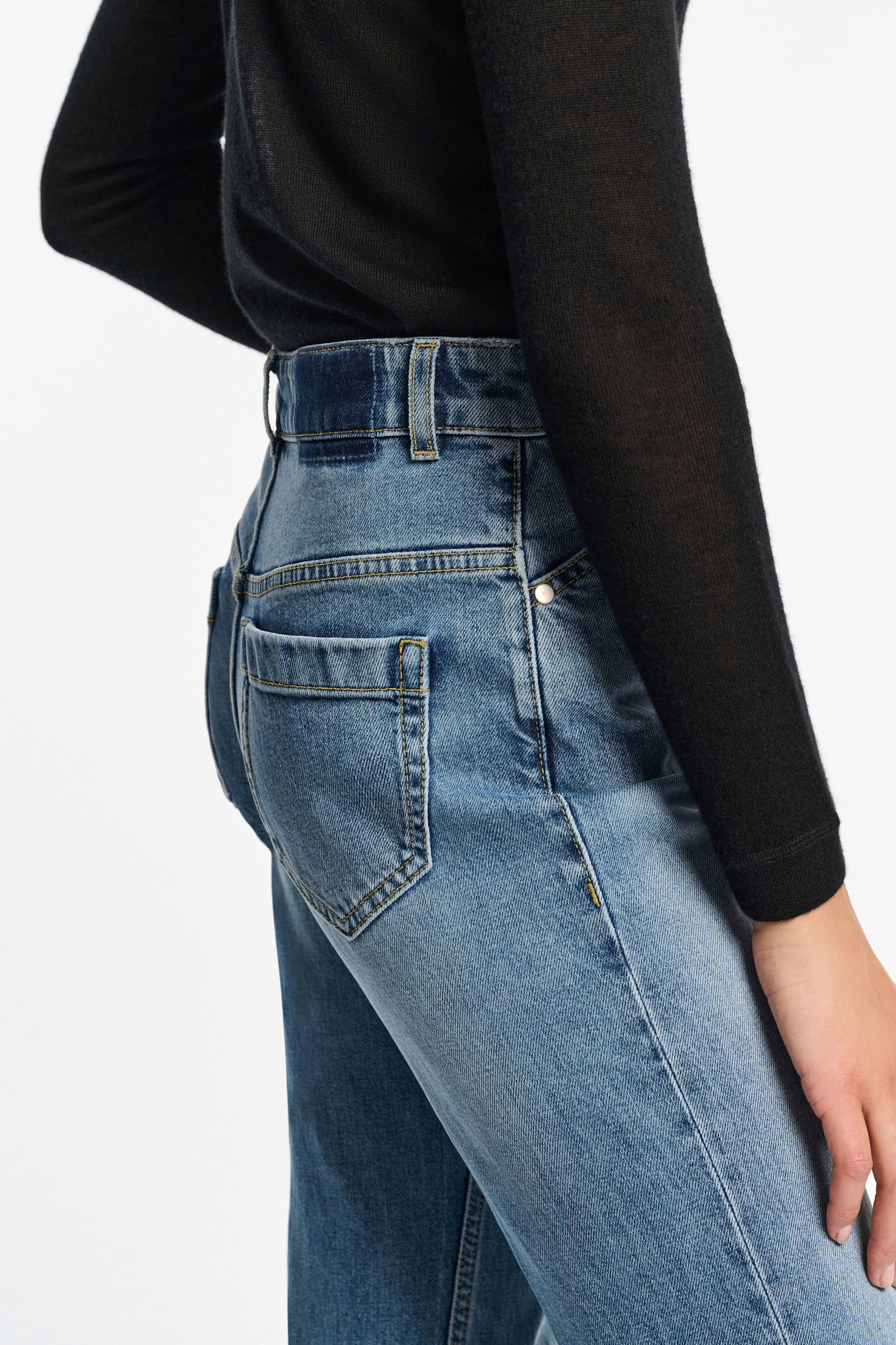 Dorothee Schumacher Stone wash indigo blue flared jeans denim blue