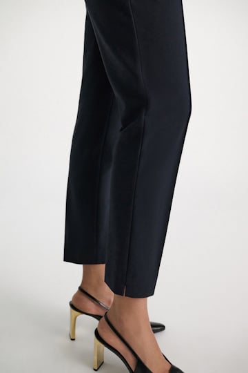 Dorothee Schumacher Zigarettenhose aus Punto Milano dark navy