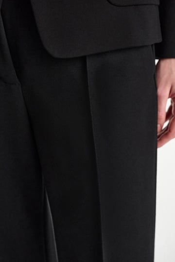 Dorothee Schumacher Zigarettenhose aus Punto Milano pure black