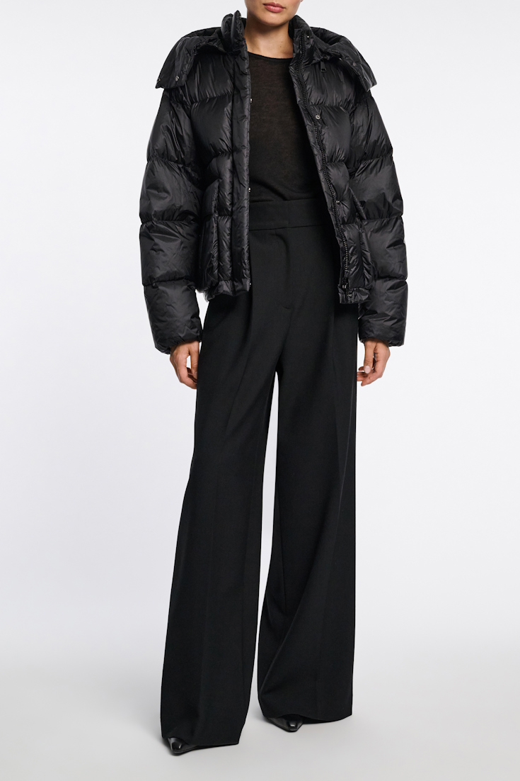 Dorothee Schumacher Quilted nylon down jacket pure black