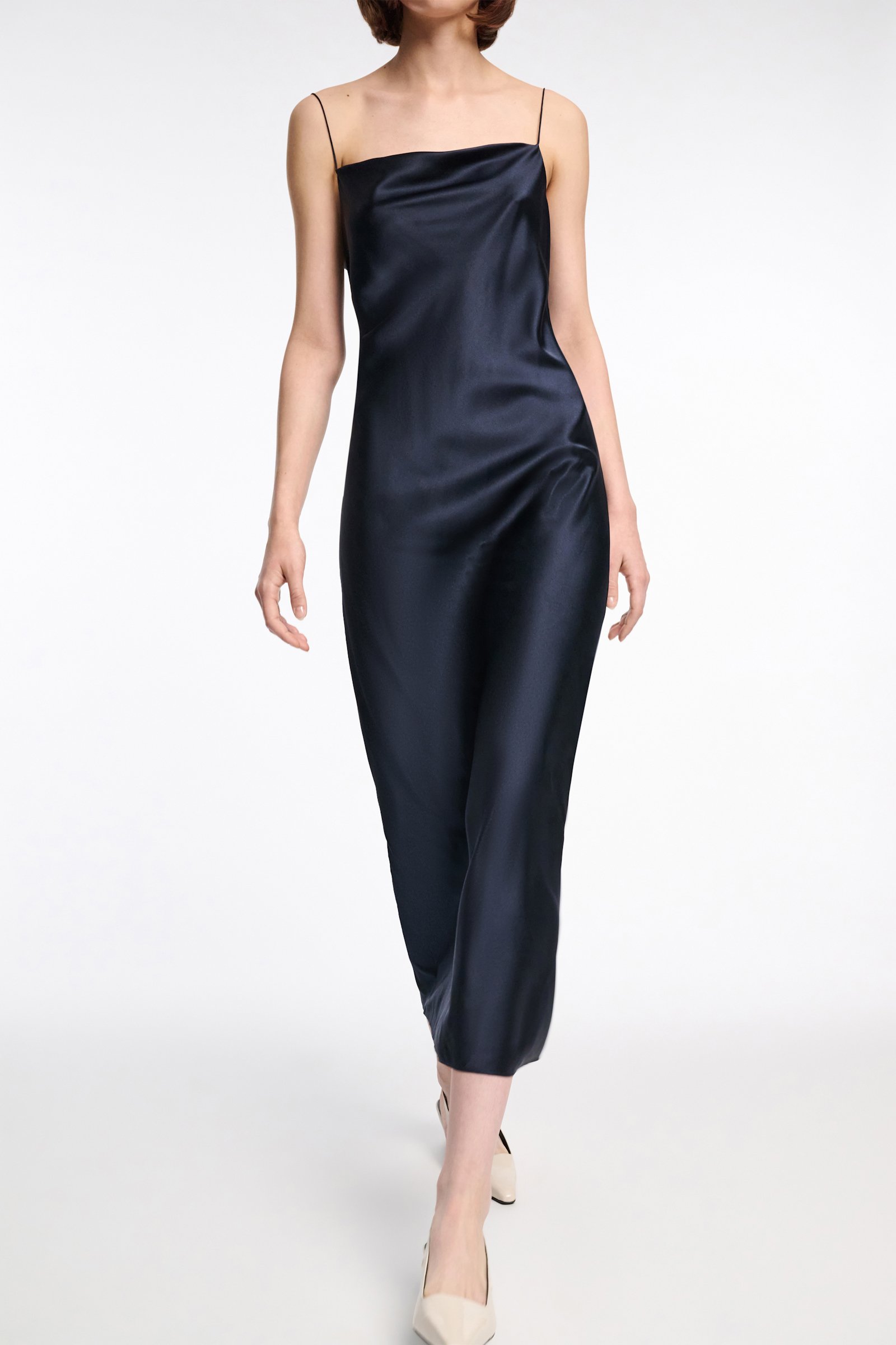 Dorothee Schumacher Kleid aus Satin mit Wasserfallausschnitt dark navy