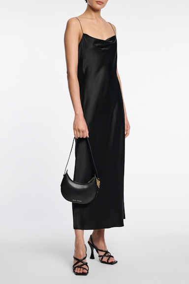 Dorothee Schumacher Kleid aus Satin mit Wasserfallausschnitt pure black