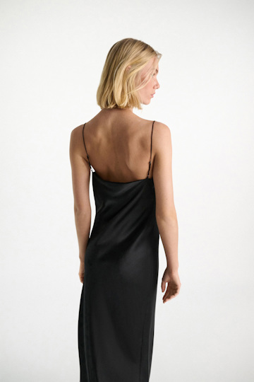 Dorothee Schumacher Loosely fitted stretch silk-satin midi-dress pure black