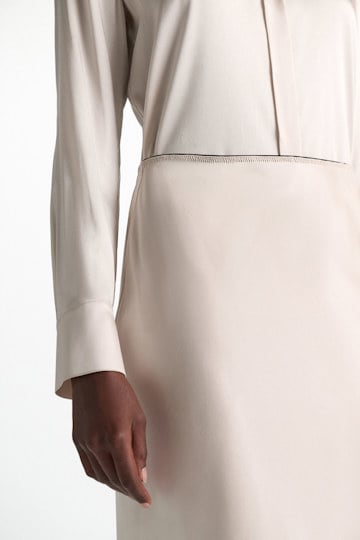 Dorothee Schumacher Stretch silk-satin midi-skirt natural white Model Detail View
