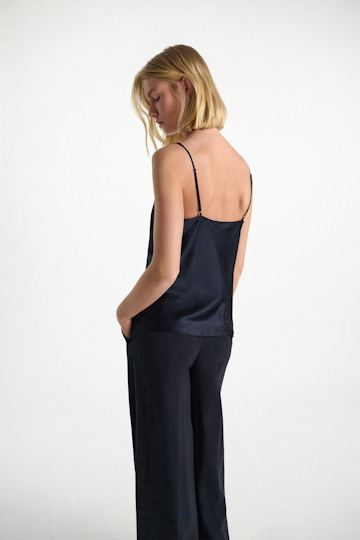 Dorothee Schumacher Top aus Satin mit verstellbaren Trägern dark navy