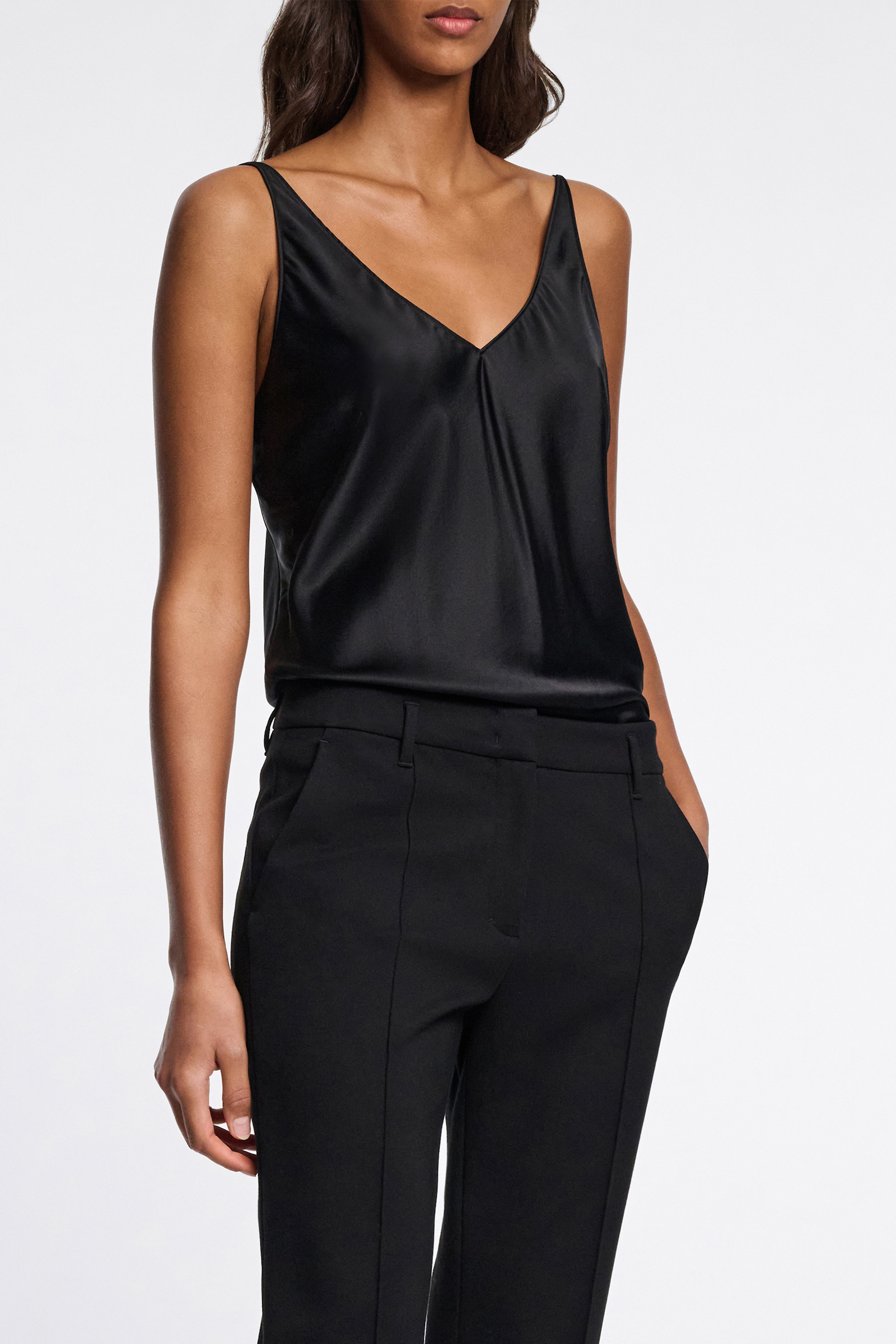 Dorothee Schumacher STRETCH SATIN V-NECK CAMISOLE pure black