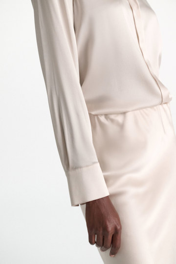 Dorothee Schumacher Stretch silk satin blouse natural white Model Detail View