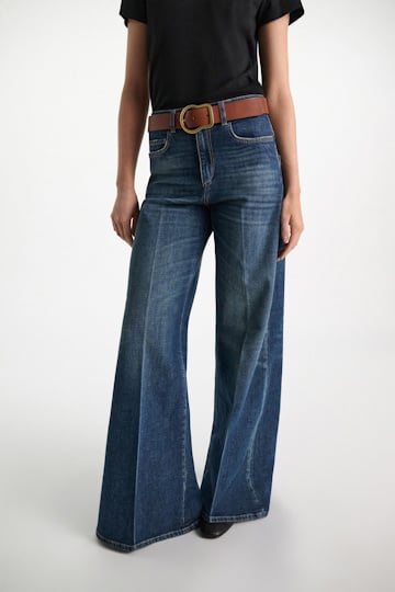 Dorothee Schumacher Calfskin belt with signature buckle true cognac