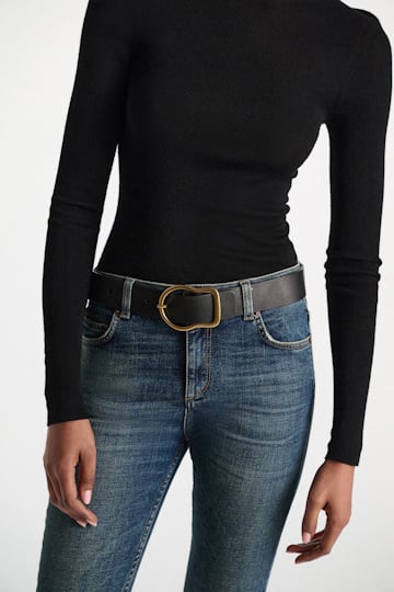 Dorothee Schumacher Calfskin belt with signature buckle pure black