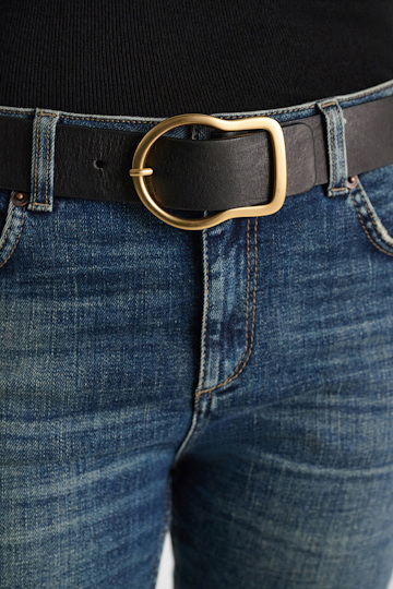 Dorothee Schumacher Calfskin belt with signature buckle pure black