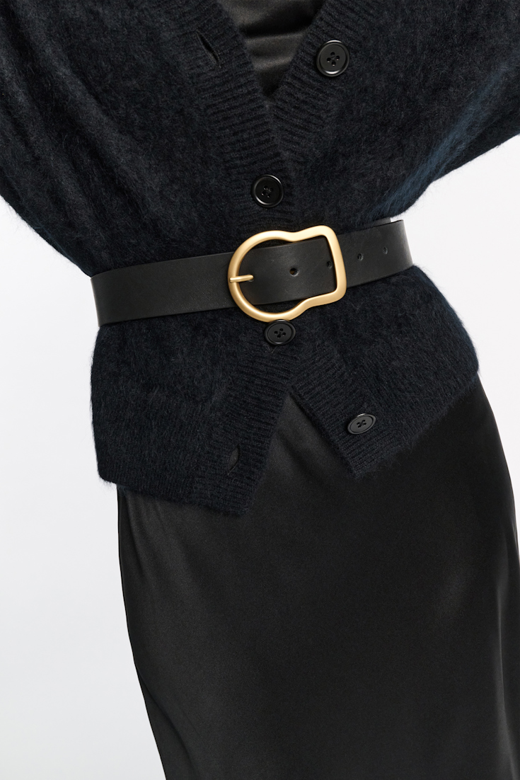 Dorothee Schumacher Calfskin belt with signature buckle pure black